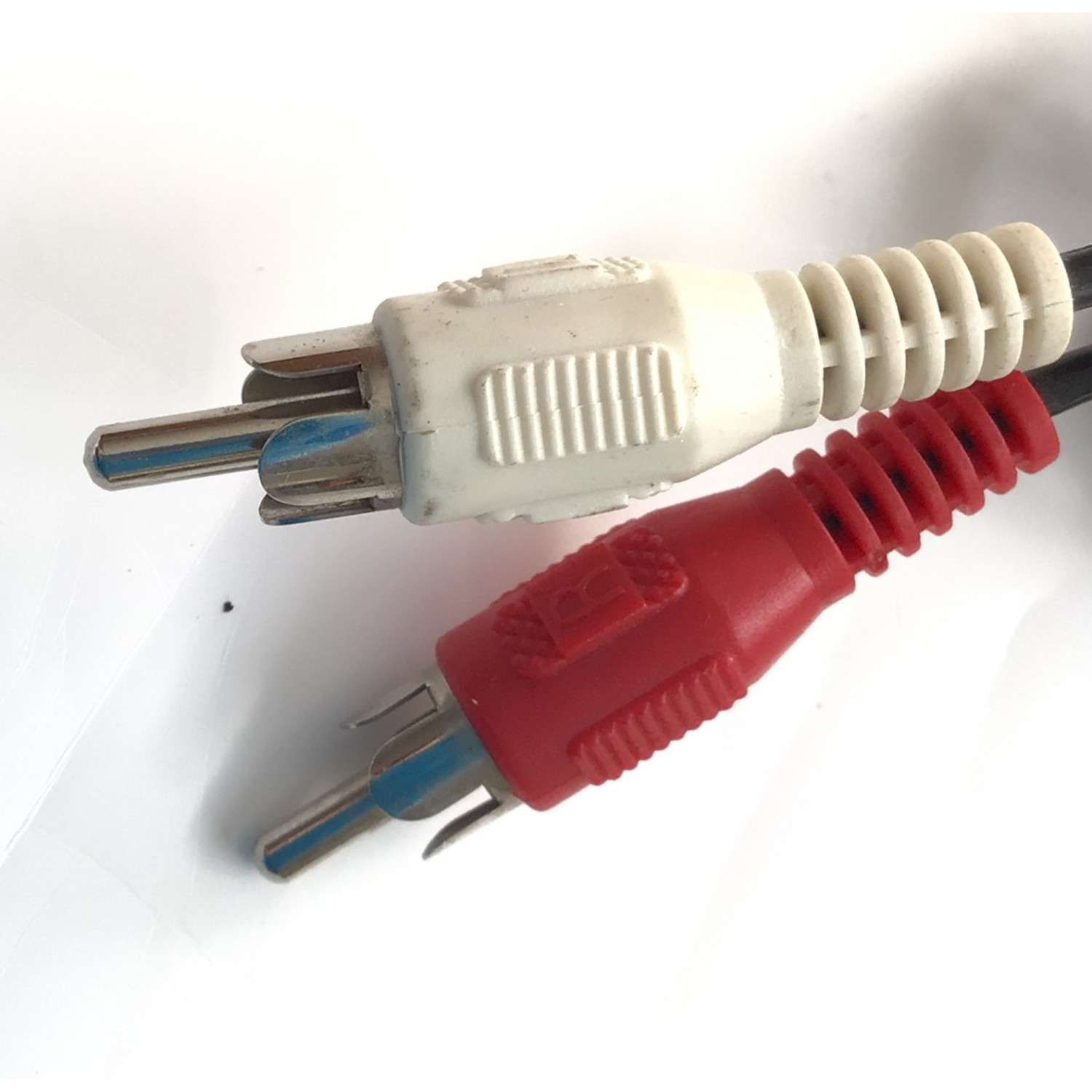 CABLES DE 2 RCA AUDIO ( BLANCO Y ROJO ) MACHO A MACHO  COMPATIBLE CON DIFERENTES DISPOSITIVOS, MARCAS Y MODELOS - Imagen 2